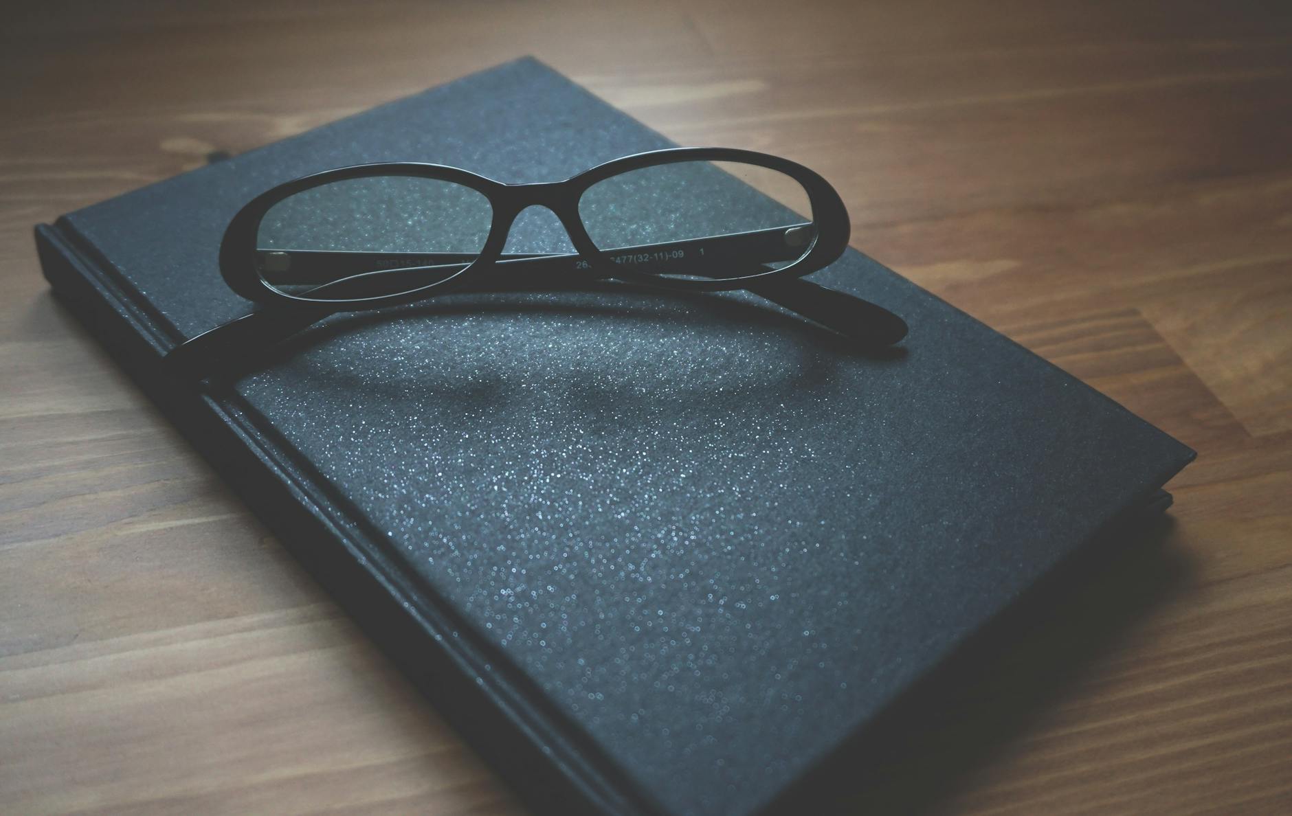 Best CV Writing Practices for Expats Seeking Jobs in Dubai