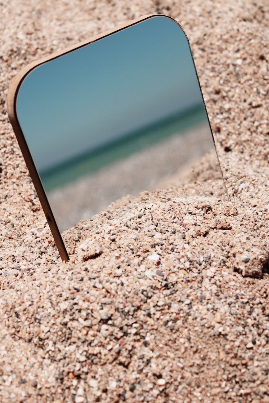 The Resume Lie No One Talks About: How AI-Generated Buzzwords Are Killing Your First Impression